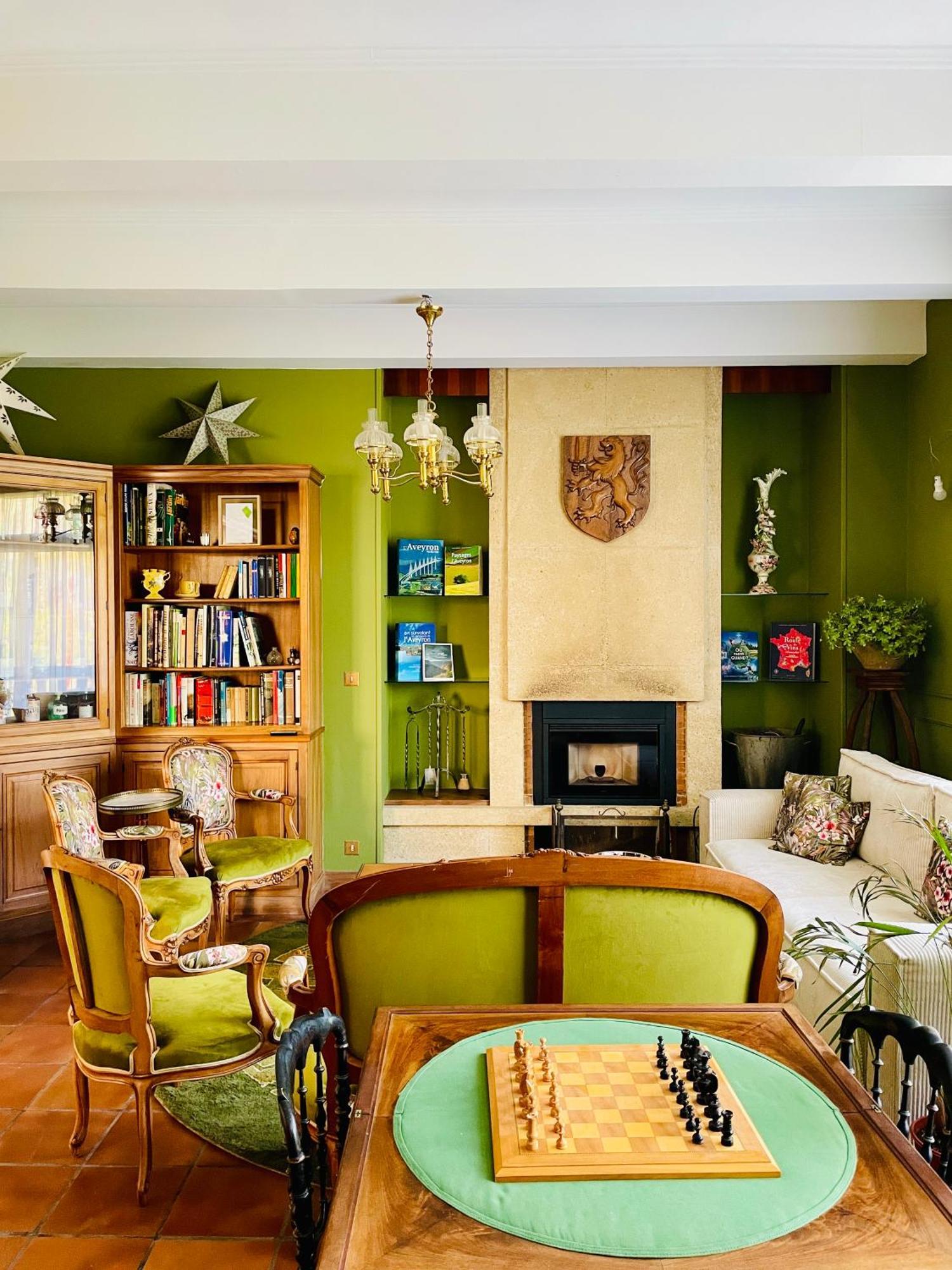 La Maison Au Toit Vert Espalion Buitenkant foto